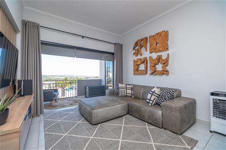 False - Apartment For Sale in Pinehaven, Krugersdorp, Gauteng - M126228