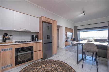 False - Apartment For Sale in Pinehaven, Krugersdorp, Gauteng - M126228