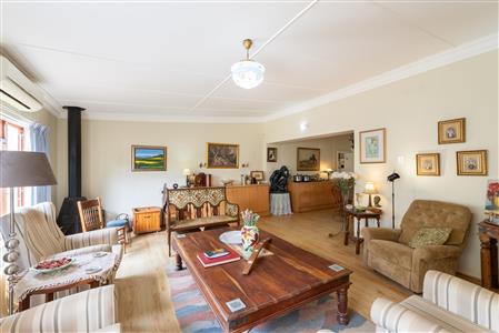 House For Sale in Napier, Western Cape - M126235