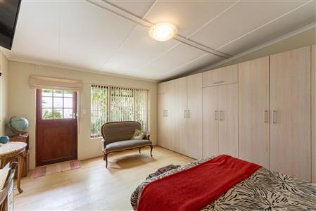 House For Sale in Napier, Western Cape - M126235