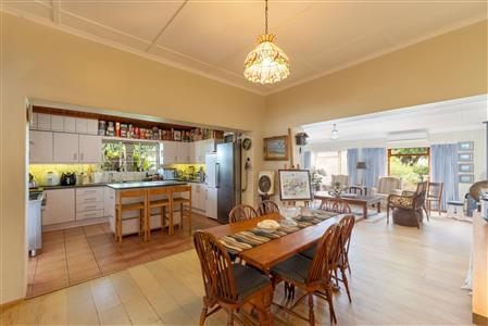 House For Sale in Napier, Western Cape - M126235