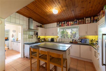 House For Sale in Napier, Western Cape - M126235