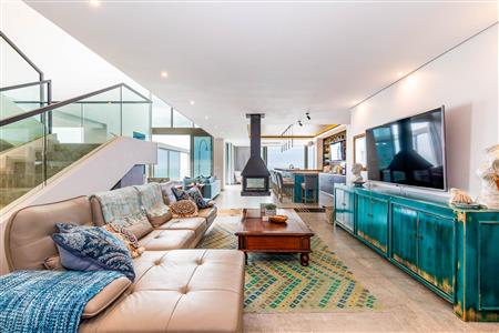 False - House Unavailable in Pinnacle Point Golf Estate, Mossel Bay, Western Cape - M118068