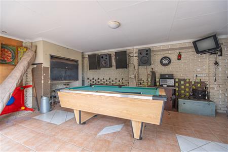 False - House For Sale in Overkruin, Heidelberg, Gauteng - M126266
