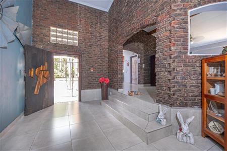 False - House For Sale in Overkruin, Heidelberg, Gauteng - M126266