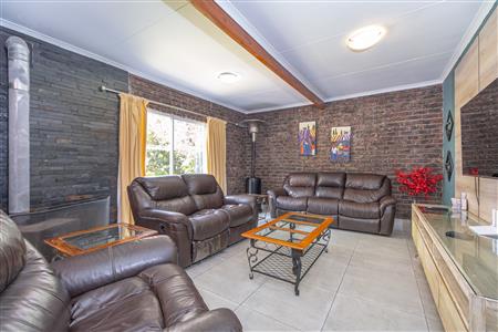 False - House For Sale in Overkruin, Heidelberg, Gauteng - M126266
