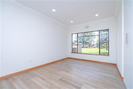 House For Sale in Heidelberg Central, Heidelberg, Gauteng - M126264