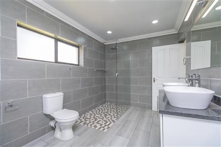 House For Sale in Heidelberg Central, Heidelberg, Gauteng - M126264