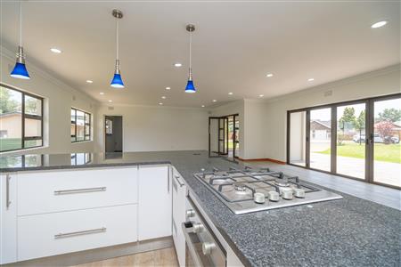 House For Sale in Heidelberg Central, Heidelberg, Gauteng - M126264
