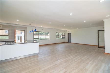 House For Sale in Heidelberg Central, Heidelberg, Gauteng - M126264