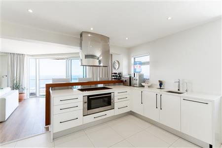 Apartment Block Sold in Mouille Point, Cape Town, Western Cape - M126268