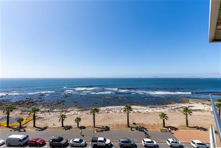 Apartment Block Sold in Mouille Point, Cape Town, Western Cape - M126268