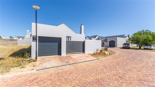 False - House For Sale in Bredasdorp, Western Cape - M126271