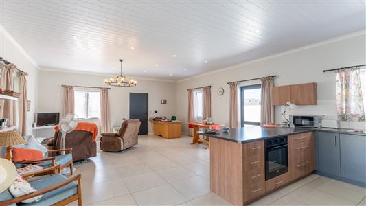 False - House For Sale in Bredasdorp, Western Cape - M126271