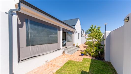 False - House For Sale in Bredasdorp, Western Cape - M126271