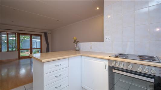 False - Apartment Sold in Bryanston, Sandton, Gauteng - M126285