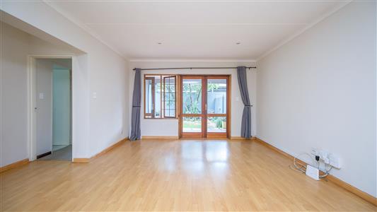 False - Apartment Sold in Bryanston, Sandton, Gauteng - M126285