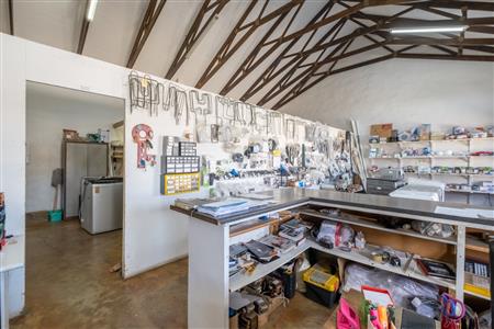 False - Retail For Sale in Struisbaai, Western Cape - M126053