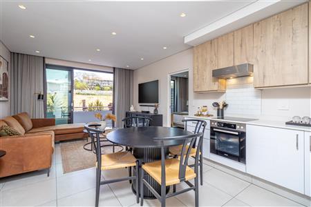 False - Apartment For Sale in Sandton Central, Sandton, Gauteng - M126307