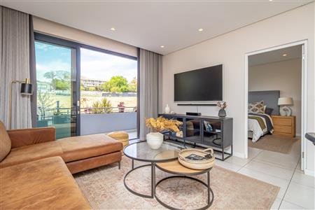 False - Apartment For Sale in Sandton Central, Sandton, Gauteng - M126307