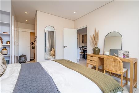 False - Apartment For Sale in Sandton Central, Sandton, Gauteng - M126307
