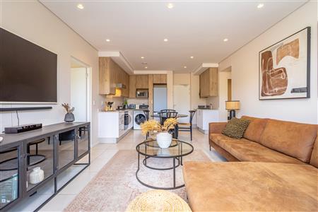 False - Apartment For Sale in Sandton Central, Sandton, Gauteng - M126307