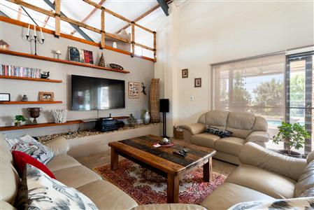 False - Farm For Sale in Long Acres Country Estate, Langebaan, Western Cape - M126310