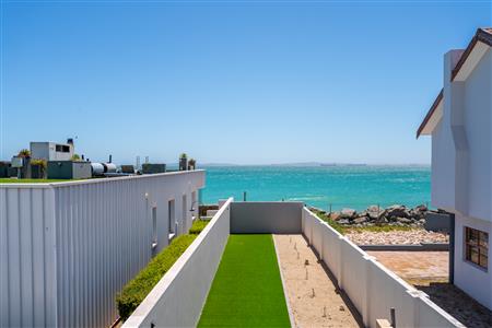 False - House For Sale in Langebaan North, Langebaan, Western Cape - M126308