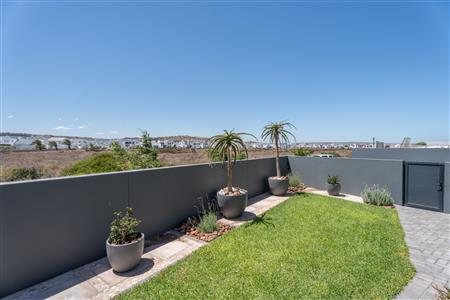 False - House for sale in Calypso Beach, Langebaan - M126300