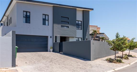 False - House for sale in Calypso Beach, Langebaan - M126300
