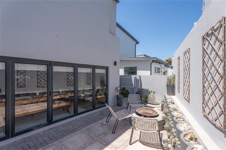 False - House for sale in Calypso Beach, Langebaan - M126300