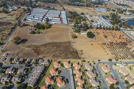 False - Vacant Land for sale in Honeydew Grove, Roodepoort - M126330