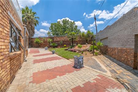 False - House For Sale in Jordaan Park, Heidelberg, Gauteng - M126322