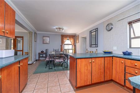 False - House For Sale in Jordaan Park, Heidelberg, Gauteng - M126322