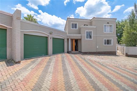 False - House For Sale in Jordaan Park, Heidelberg, Gauteng - M126322