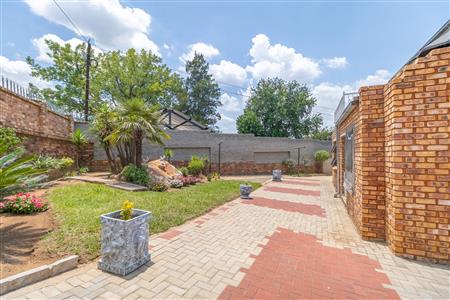 False - House For Sale in Jordaan Park, Heidelberg, Gauteng - M126322