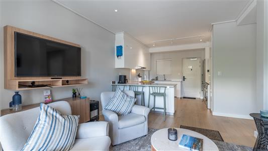 False - Apartment For Sale in Hermanus Central, Hermanus, Western Cape - M126317