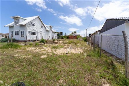 False - Vacant Land For Sale in Kleinkrantz, Wilderness, Western Cape - M126316