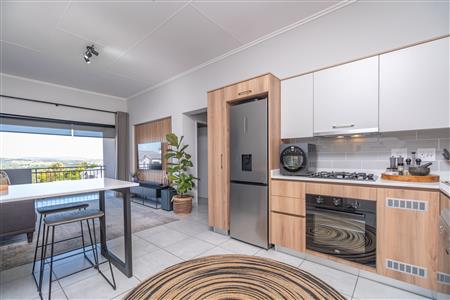 False - Apartment For Sale in Pinehaven, Krugersdorp, Gauteng - M126329
