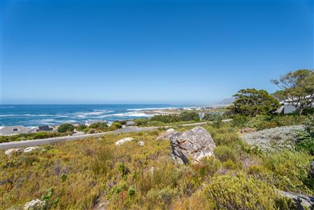 House For Sale in Bettys Bay, Western Cape - M126336