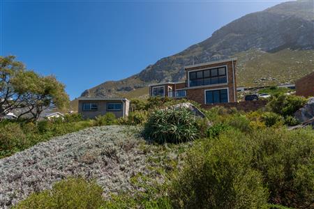 House For Sale in Bettys Bay, Western Cape - M126336
