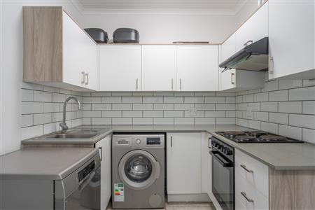 False - Apartment For Sale in Audas Estate, Somerset West, Western Cape - M126348