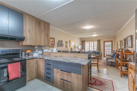 False - Townhouse For Sale in Robertson, Western Cape - M126370
