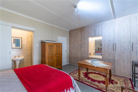 False - Townhouse For Sale in Robertson, Western Cape - M126370