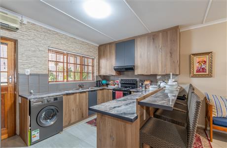 False - Townhouse For Sale in Robertson, Western Cape - M126370