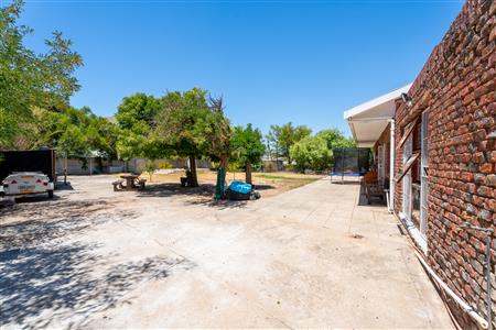 False - House For Sale in Porterville, Western Cape - M126378