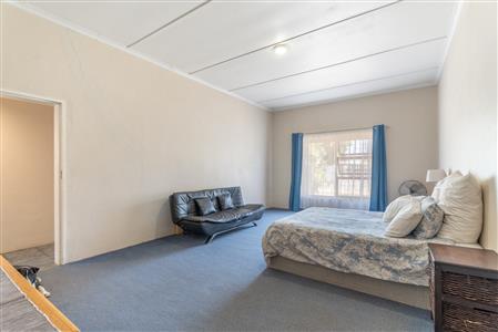 False - House For Sale in Porterville, Western Cape - M126378