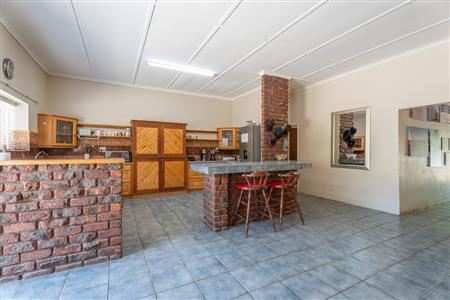 False - House For Sale in Porterville, Western Cape - M126378