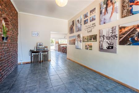 False - House For Sale in Porterville, Western Cape - M126378