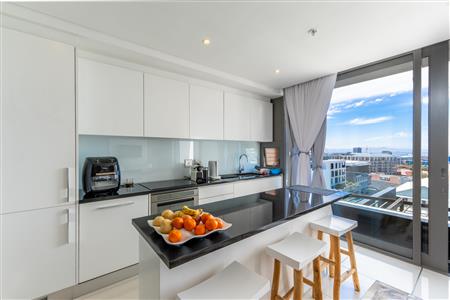 False - Apartment For Sale in De Waterkant, Cape Town, Western Cape - M126382